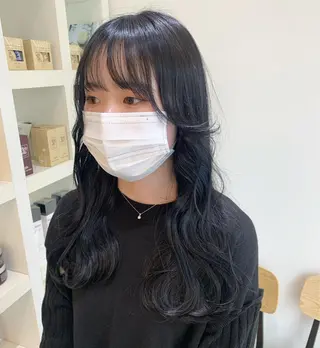 ロング 長山 茉白のヘアスタイル