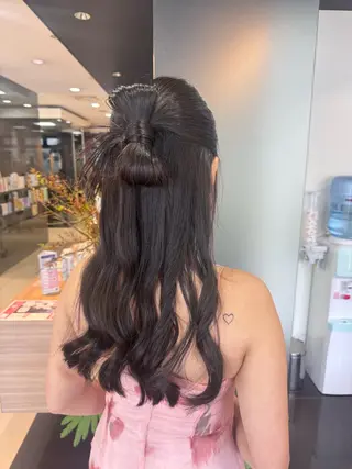 ヘアアレンジ ブリーチなしベー ジュ/tuburaのヘアスタイル