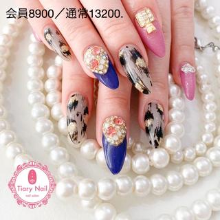 ネイル 💗🪽Tiary Nail🪽💗のネイルデザイン
