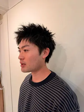 ショート タツキ/レイヤー/ パーマ/艶カラーのヘアスタイル