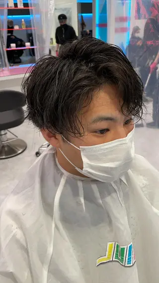 ミディアム カラー パーマ ヘアアレンジ メンズ キッズ メンズ特化美容師 aiの眉毛・アイブロウイメージ