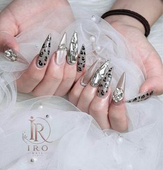 ネイル IRO FUNABASHIのネイルデザイン