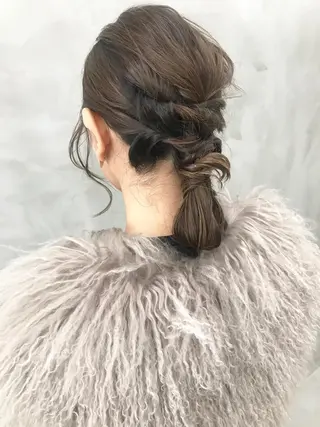 ヘアアレンジ 💓パーマ，💗 レイヤーカットのヘアスタイル