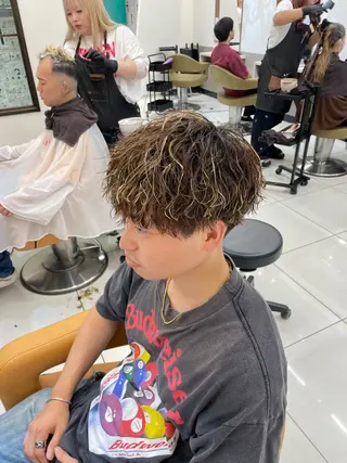 ショート メンズ 伊藤 隆星のヘアスタイル