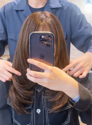 ミディアム 美髪矯正・レイヤー 倉友哉のヘアスタイル