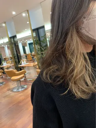 セミロング 金津 魁杜のヘアスタイル