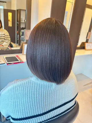 カラー 山本 詩織のヘアスタイル