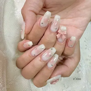 ネイル nail salon e'mu💐のネイルデザイン