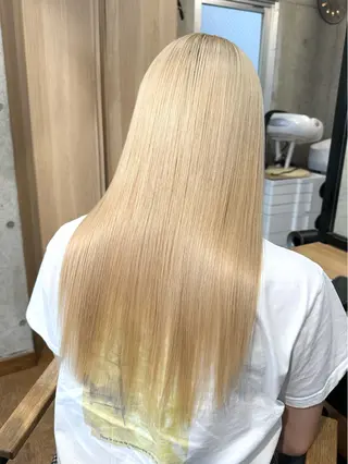 ロング カラー DAIKIベージュ 🍂レイヤーカットのヘアスタイル