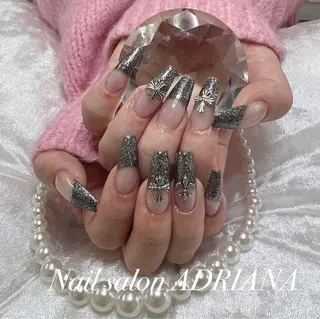 ネイル ADRIANA 大久保駅前徒歩2分のネイルデザイン