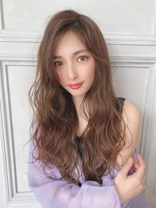 ロング カラー Zina 渋谷のヘアスタイル