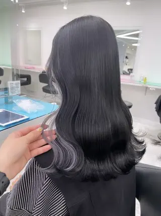 セミロング カラー ヘアアレンジ 🫧モテる💗ダメー ジレスハイトーン🫧のヘアスタイル