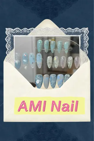 ミディアム AMI Nailsalonのネイルデザイン