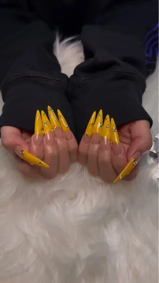 ネイル uru nail/ 本部町/Kirariのネイルデザイン