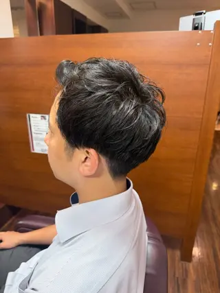 ショート メンズ 糸山 仁のヘアスタイル