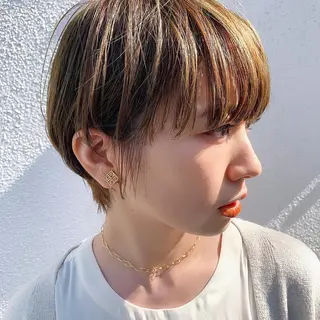 ショート カラー 中川 竜誠のヘアスタイル