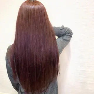 ロング カラー 佐藤 瑚碧のヘアスタイル