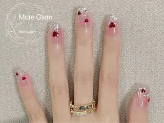 ネイル MoreGlam 新宿東口店のネイルデザイン