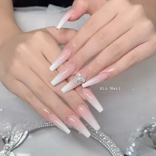 ネイル HIN NAILのネイルデザイン