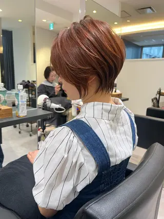 ショート 襟足でお悩みの方✂︎ くびれ職人ハシモトのヘアスタイル