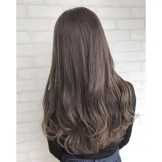 ロング カラー 高木 麻知子のヘアスタイル