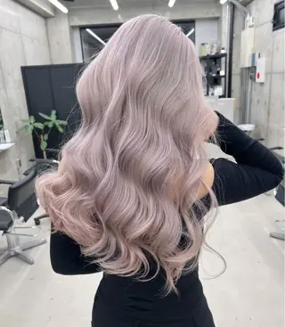 ロング 佐藤 まいらのヘアスタイル