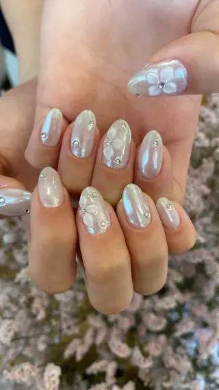 ネイル crystal ⭐︎ colorのネイルデザイン