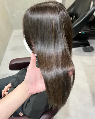 セミロング インナーカラー🦔 🐾KEISUKEのヘアスタイル