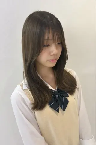 セミロング 悩み解決美容師 Futo✨のヘアスタイル