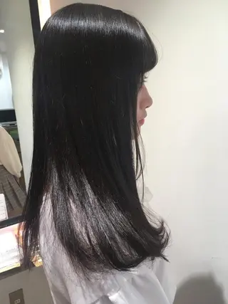 ロング yoshimi .のヘアスタイル