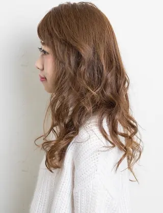 ロング カラー 艶感/顔周りレイヤー 【迫口】のヘアスタイル