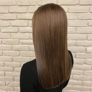 セミロング カラー 透明感カラー🌿 グレージュ🐺陽介のヘアスタイル