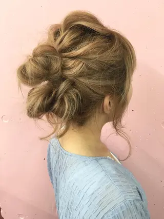 カラー ディレクター ノナカのヘアスタイル