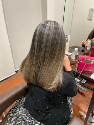 ロング 💛ブリーチカラー /ブリーチ縮毛💛のヘアスタイル