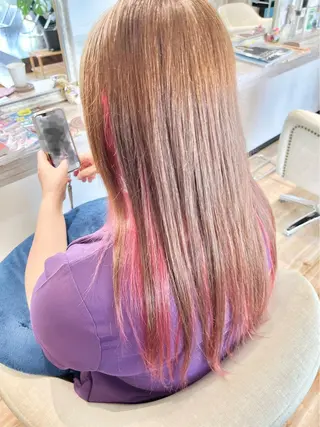 ロング カラー Atelier 大内のヘアスタイル