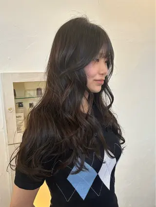 ロング 水谷 優華のヘアスタイル