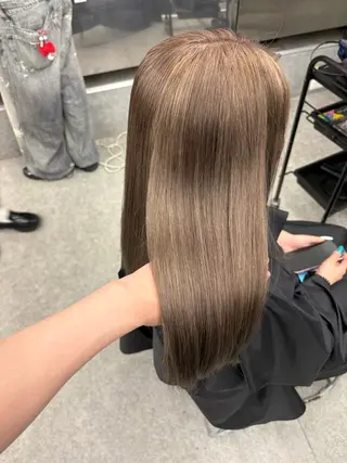 ロング カラー うる艶ワンホン/ HINANO🩶のヘアスタイル