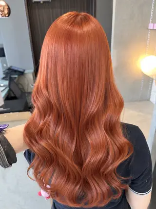 セミロング カラー 天神暖色カラー レイヤー・髪質改善のヘアスタイル
