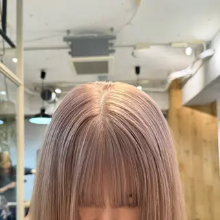 ミディアム カラー ミルクティー× グレージュMOMOのヘアスタイル