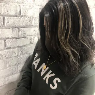 セミロング カラー Oopsレイヤー 加藤澄都のヘアスタイル