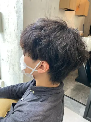 ミディアム パーマ メンズ 似合う髪型見つけます AYAKAのヘアスタイル