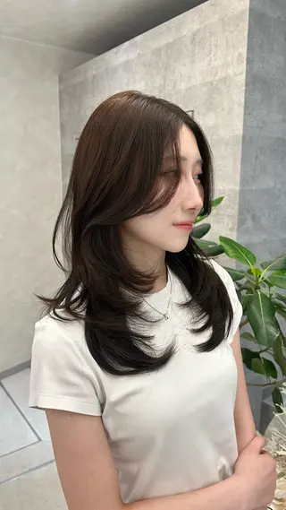 セミロング 透明感カラー/梅田 ⭐️seina⭐️のヘアスタイル