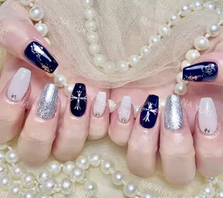 ネイル 🌷 Mooning 🌷のネイルデザイン