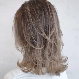 セミロング カラー ヘアアレンジ パーマ ITbyALBUM 中野店のヘアスタイル