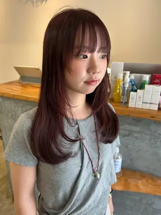 ロング カラー 安達 咲のヘアスタイル