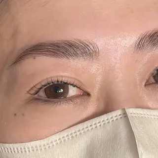 アイブロウ EBRIS🌿 HINATA(浦和)のマツエク・マツパデザイン