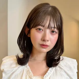 ミディアム カラー 顔周りレイヤー꙳⋆ ミディアム⌇SAKIのヘアスタイル