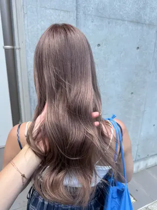 ミディアム カラー 🦁南 さくら🦁のヘアスタイル