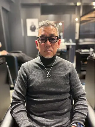 ショート メンズ 岡 魁のヘアスタイル