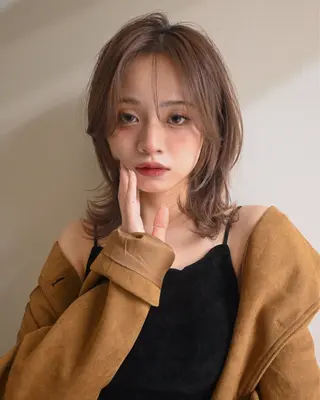 カラー aya / ニュアンスカラーのヘアスタイル